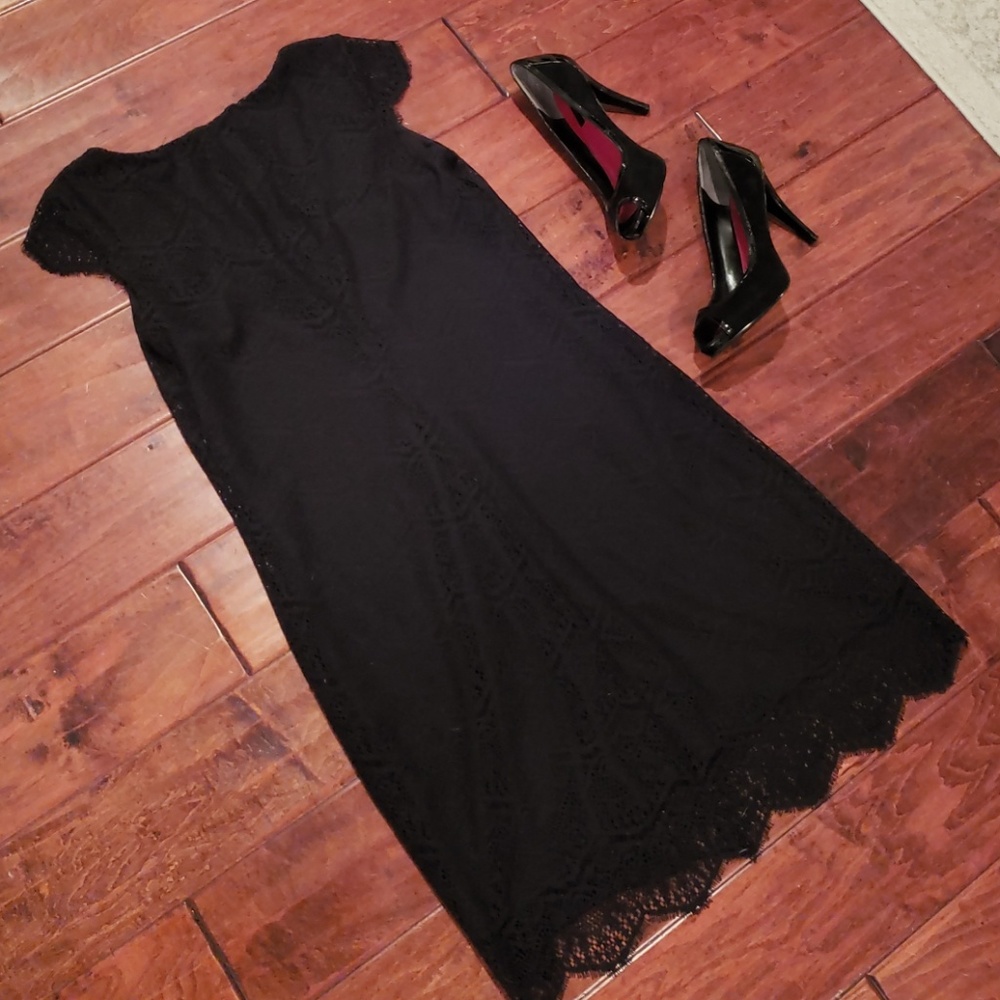 Little black lace dress - Picture 6 of 7